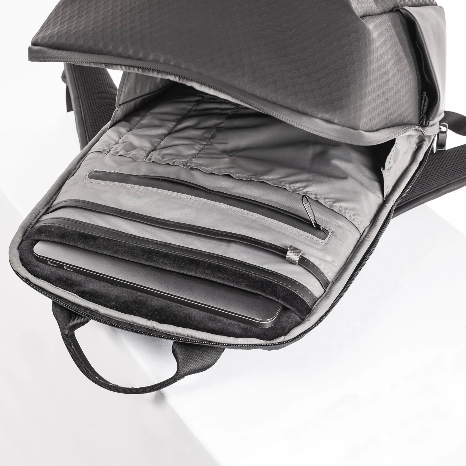 Galvin Green Tex Backpack G1295 4 Galvin Green Tex Backpack G1295 - Image 4